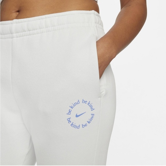 Nike BE KIND Fleece Flared Sweatpants - Picture 2 of 12